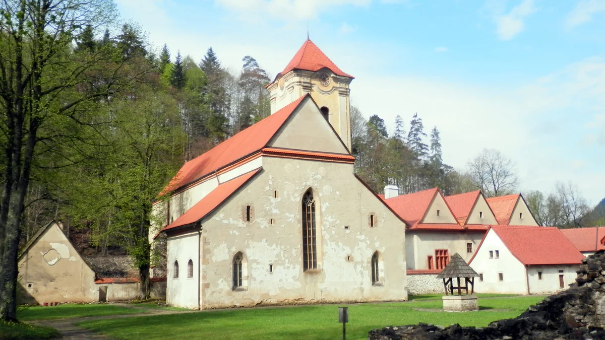 Červený Kláštor pri rieke Dunajec na hranici s Poľskom